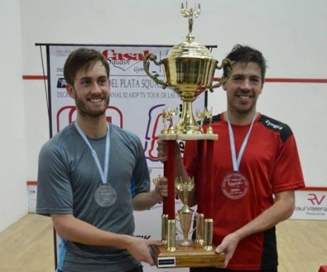 Lee más sobre el artículo Squash: ROBERTO PEZZOTA GANÓ EL PSA MAR DEL PLATA OPEN; LEANDRO ROMIGLIO, SUBCAMPEÓN