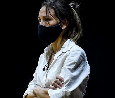 Lee más sobre el artículo Básquet femenino: LAURA GONZÁLEZ Y MARIANO MARCOS SE SUMAN AL STAFF NACIONAL