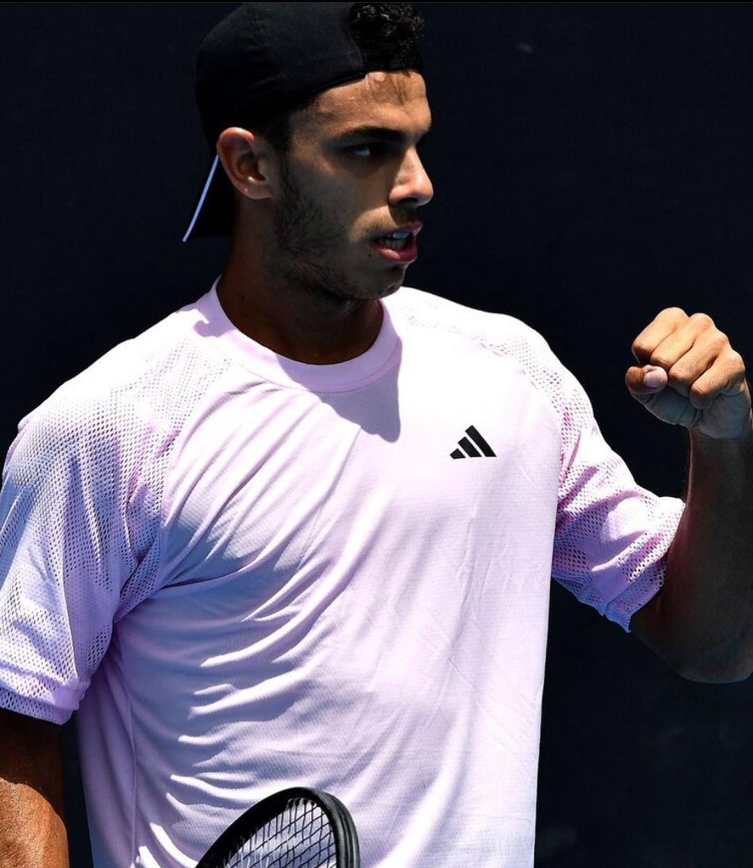 Tenis: FRANCISCO CERUNDOLO AVANZA A PASO FIRME