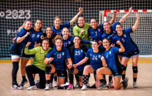 Lee más sobre el artículo JJPP Santiago 2023: HANDBALL FEMENINO | LA GARRA SE ASEGURÓ UNA MEDALLA Y JUGARÁ LA FINAL POR EL ORO