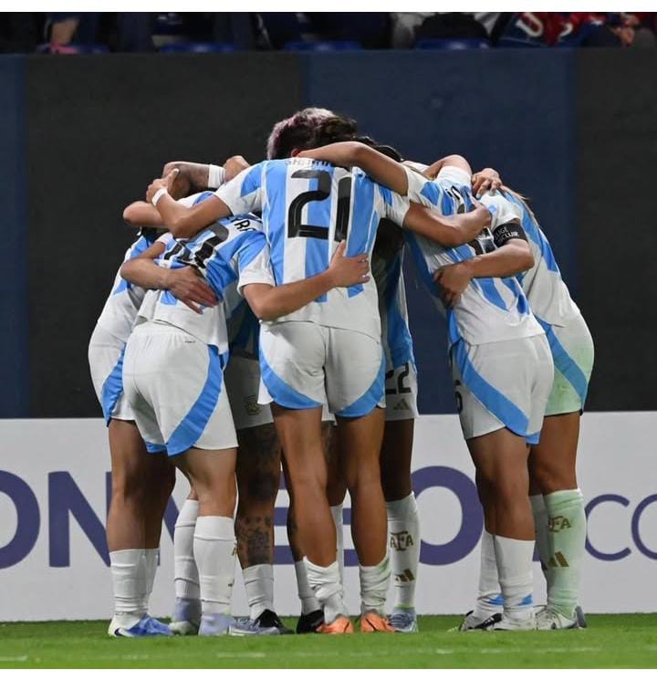 Fútbol femenino: COPA AMÉRICA | LAS CHICAS ARGENTINAS, PRIMERAS EN LA TABLA DE SU ZONA