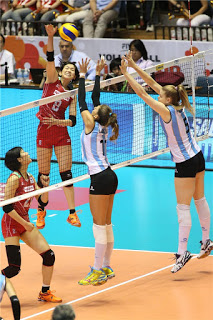 Lee más sobre el artículo Voley: COMENZÓ LA COPA DEL MUNDO PARA LAS PANTERAS CON UN TRIUNFO Y DOS CAÍDAS