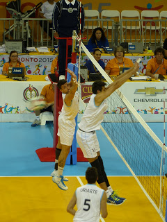 Lee más sobre el artículo Voley: LOS MUCHACHOS ARGENTINOS CAYERON FRENTE A BRASIL